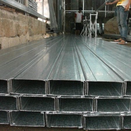 Harga Baja Ringan Canal C 0.50 mm Per batang